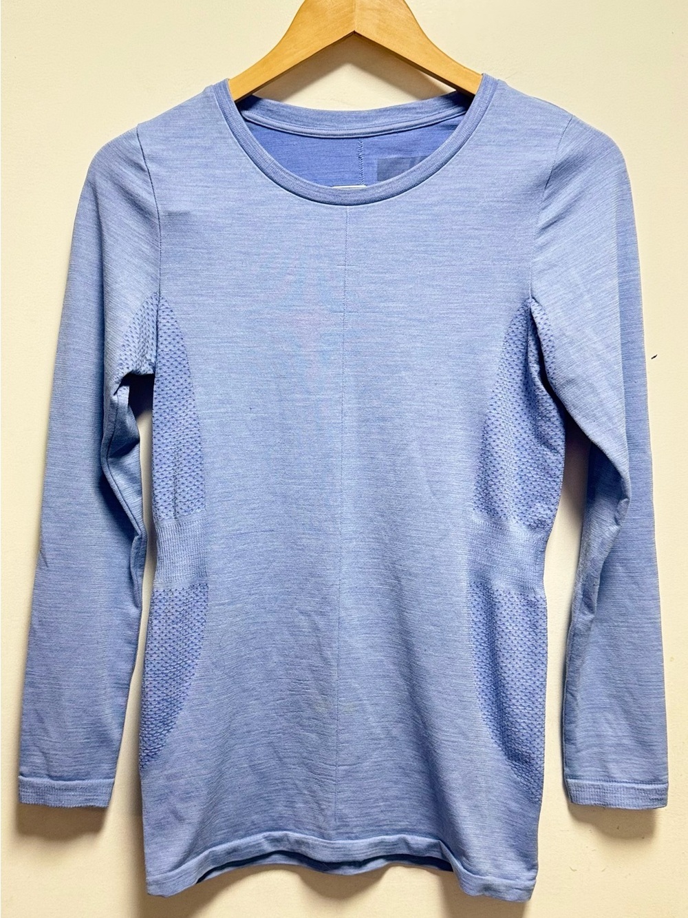 The North Face Women's Long Sleeve Crew Top